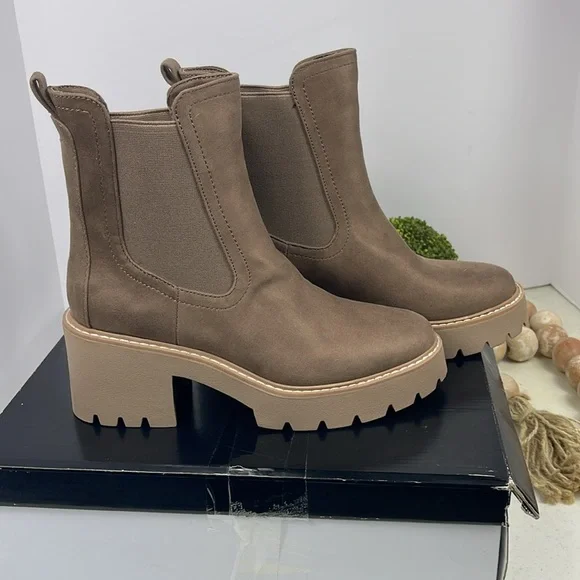 Dolce VitaHawk H2O Waterproof Chelsea Boot Sz 7.5 Color/Mushroom